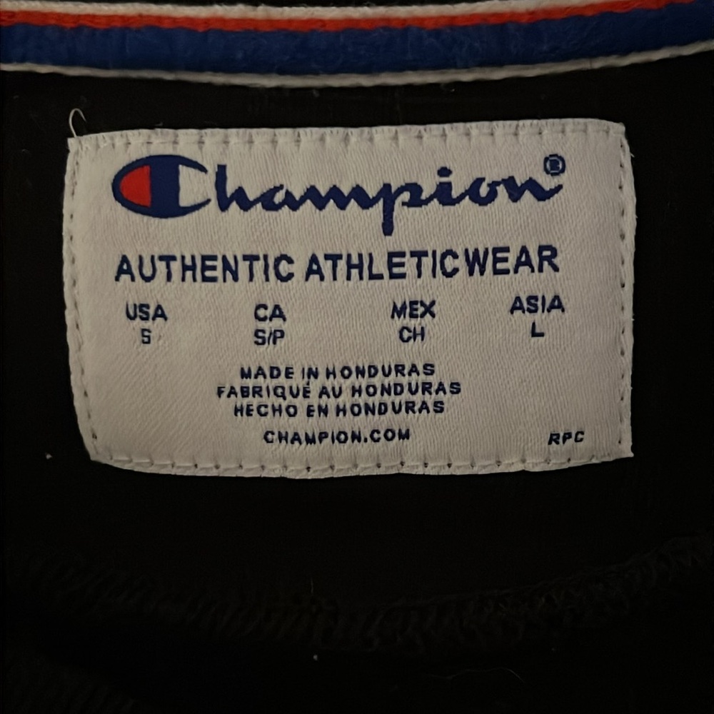 CHAMPION Sweatshirt - Picture 9 of 9